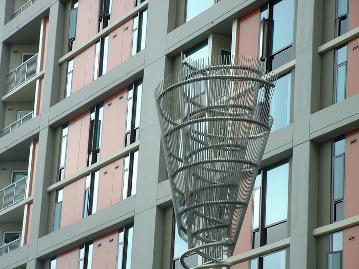 bldg with sculpture